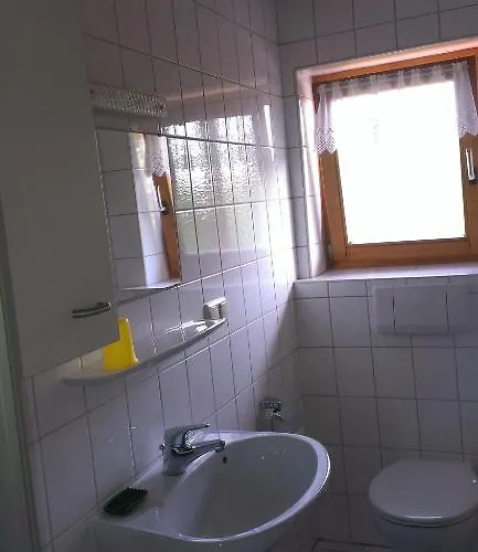شقة Appartementhaus Elisabeth Winklhofer باد فسينغ